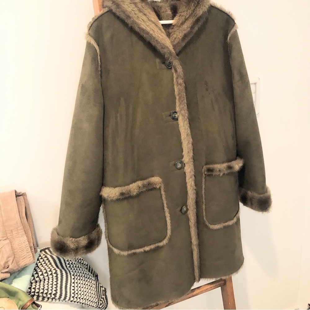 Reversible Faux Shearling coat olive green size M